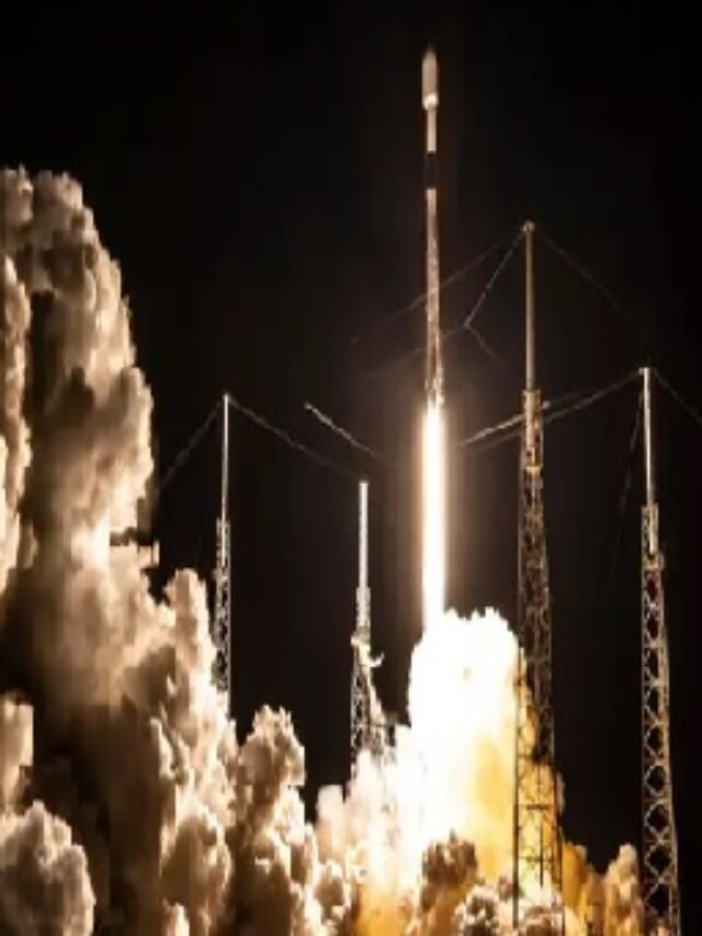 SpaceX's Epic Launch: Unleashing 22 Cutting-Edge Starlink Satellites for Stellar Connectivity